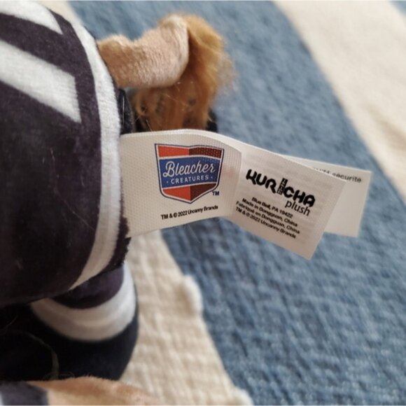 Official NHL Los Angeles Kings "Bailey" Plush Mascot 8" - Picture 5 of 7